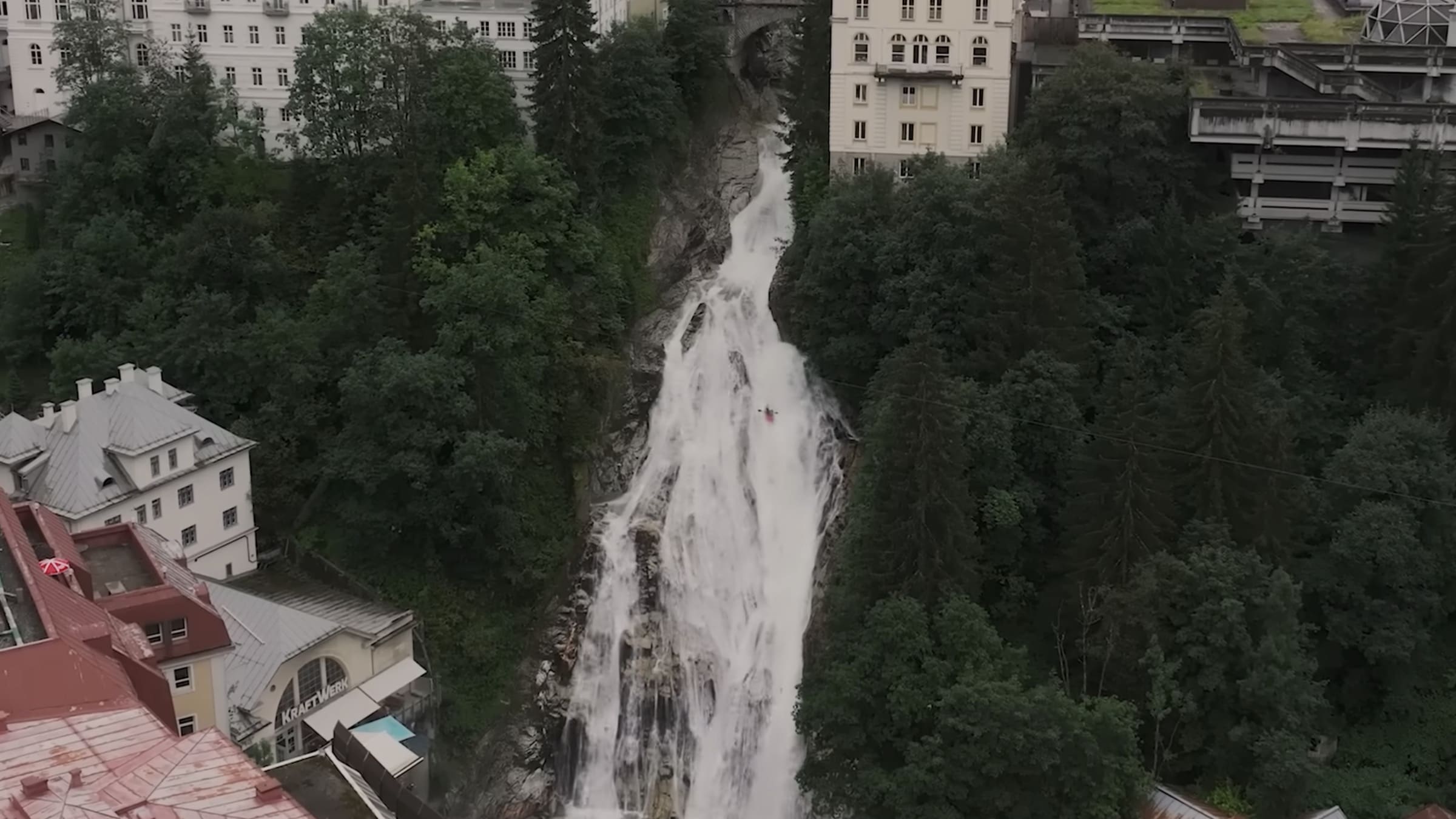 Kayaker Pinballs Down Highest Waterfall Ever Descended In Europe (112 Feet)
